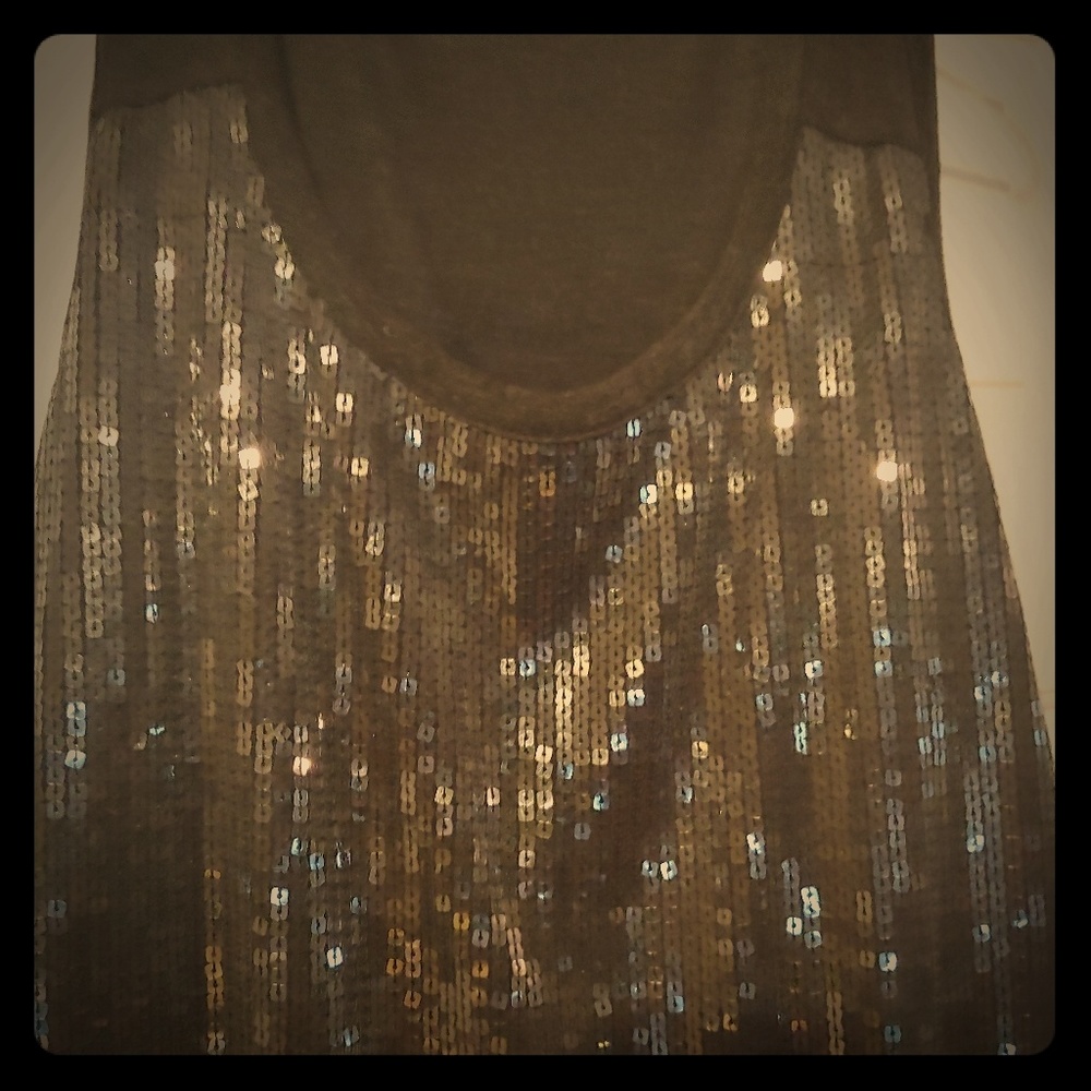 Simply Vera Wang gray front sequined tank size L